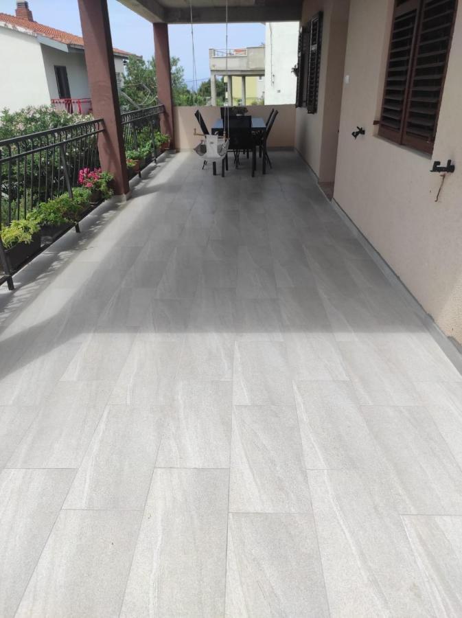 Apartment *Biba* Dugi Rat Εξωτερικό φωτογραφία
